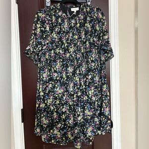 MELLODAY Black Floral Top with Multicolor Accents
